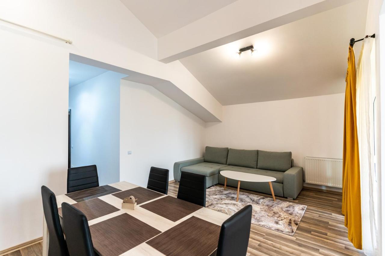 Apartament Cetate View Risnov Bagian luar foto